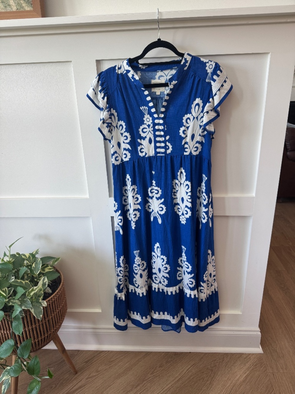 Umgee Royal Blue White Floral Flutter Sleeve Midi Dress Size S